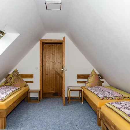 3-raum-fewo-fuer-4-personen-in-schaprode-auf-ruegen-zi5 Schaprode