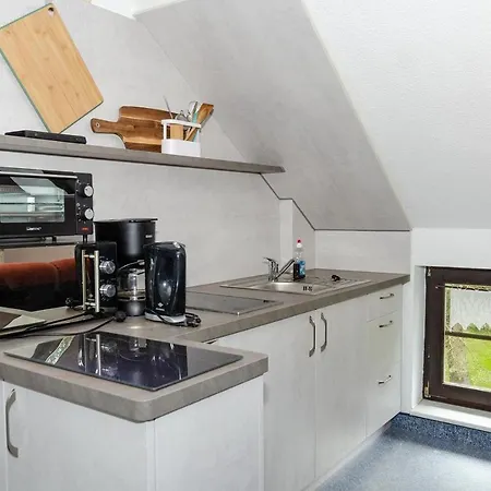 3-raum-fewo-fuer-4-personen-in-schaprode-auf-ruegen-zi5 *